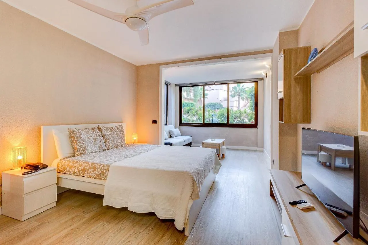 Castle Harbour Studio Apartment Los Cristianos  0*, Los Cristianos (Tenerife) Spain