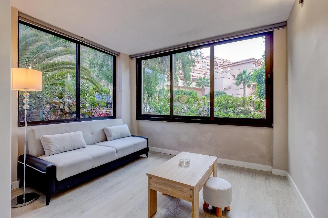 Castle Harbour Studio Apartment Los Cristianos